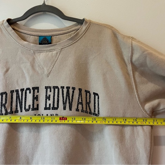 Coastal Culture Prince Edward Island Sweatshirt Small Beige PEI Crew Pullover - Picture 8 of 10